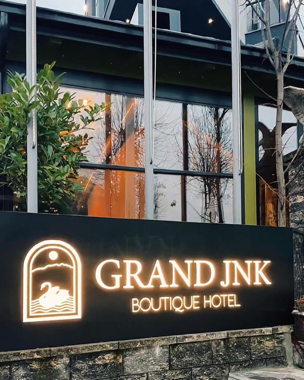 Grand Jnk Boutique Hotel Kukes Exteriör bild